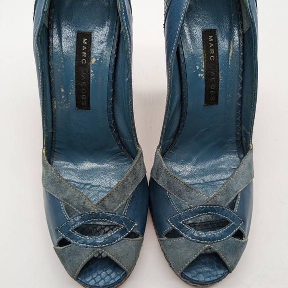 Marc Jacobs Italian-made Blue Suede Leather Cutouts Peep Toe Pumps Women's 6M - Picture 6 of 9